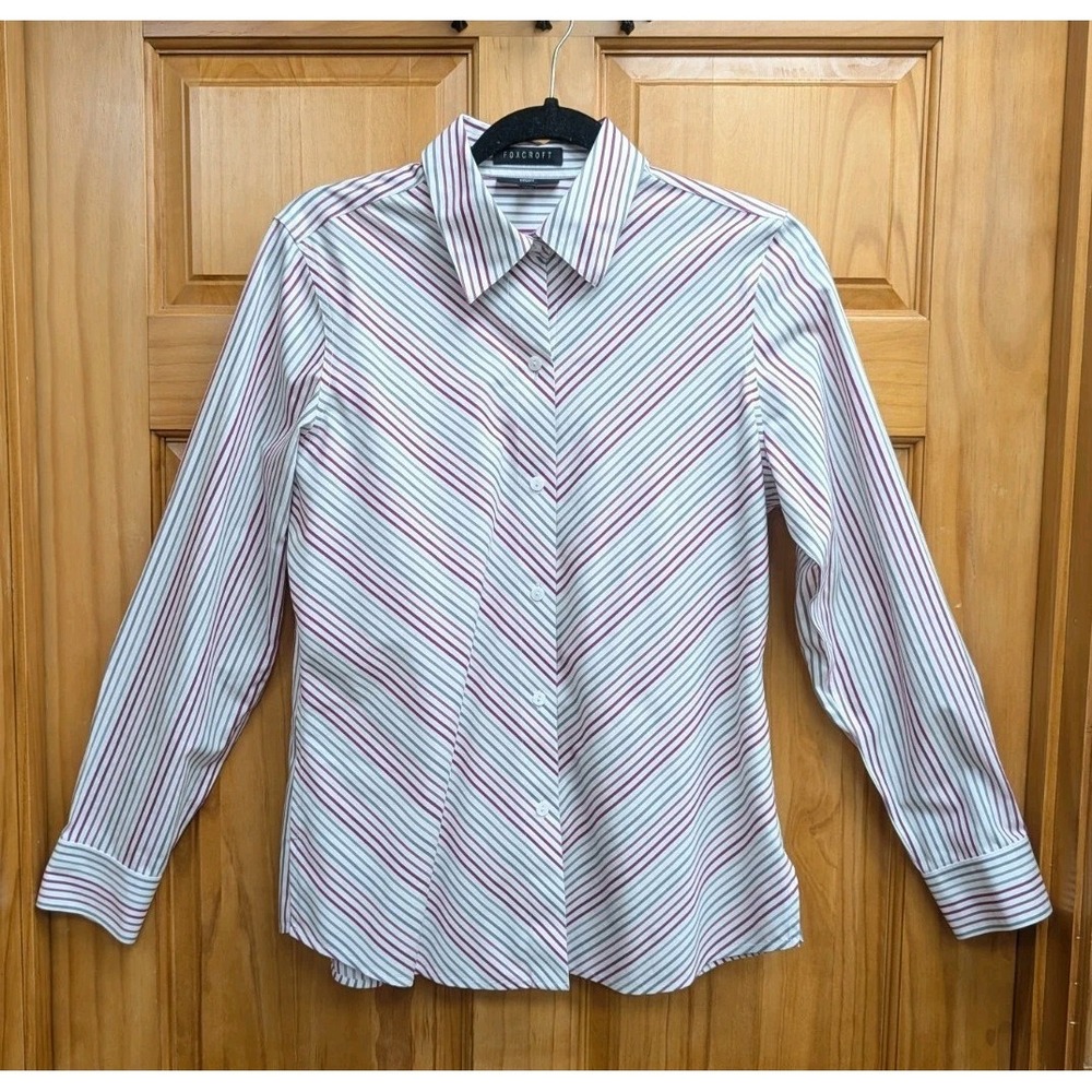 Foxcroft Women's Size 8 Shirt Non-Iron Fitted Fit Button-Down Front Striped Top